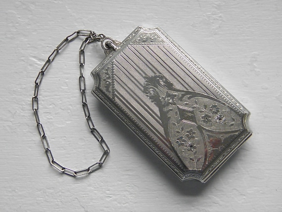 Victorian Silver Dance Coin Compact Purse, 1900 - 1920