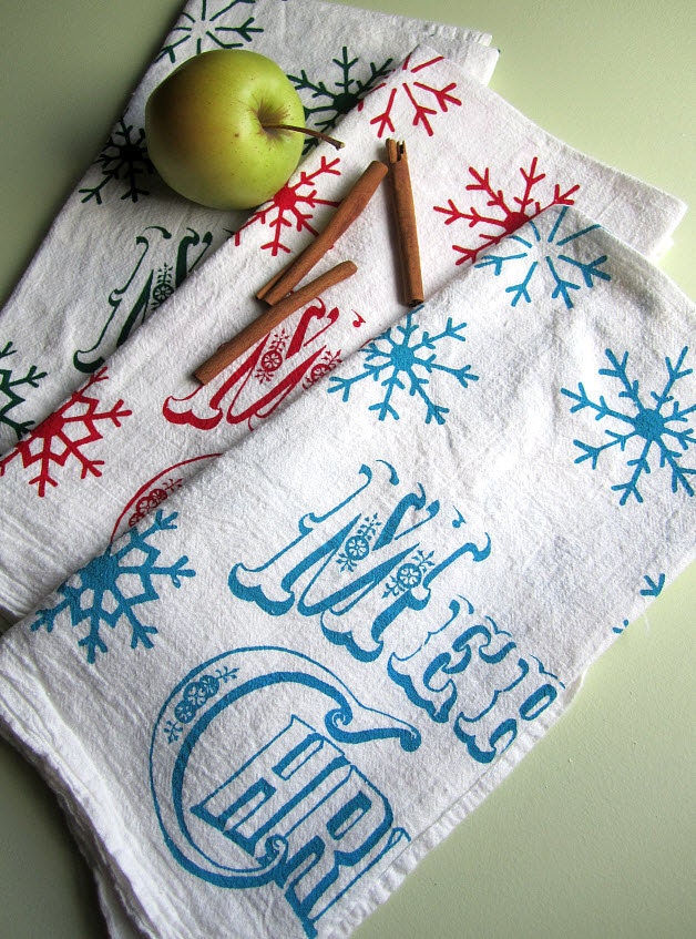 Screen Printed Organic Cotton Merry Christmas Kitchen Flour Sack Tea Towel - Great dish towel