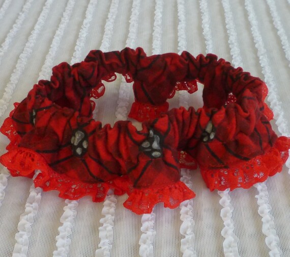 Paws & Plaid Dog Scrunchie Necklace with red lace - M