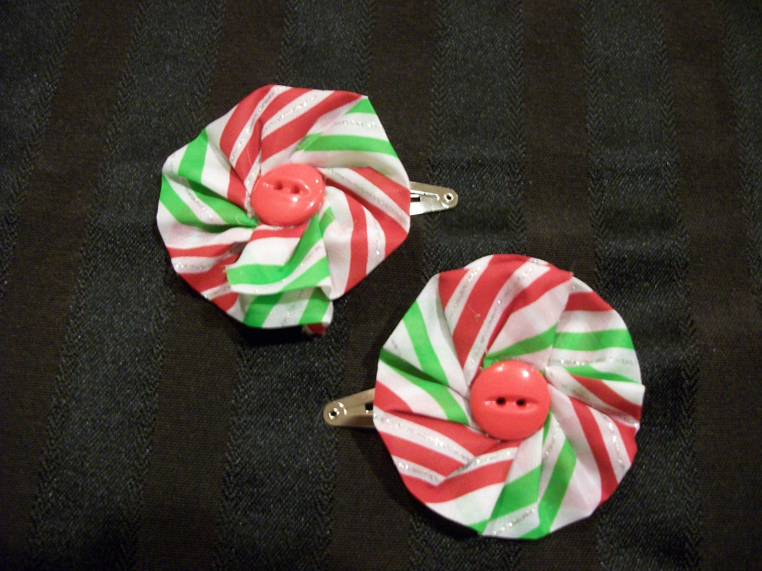 Candy Cane - Red, Green and White Snap clips