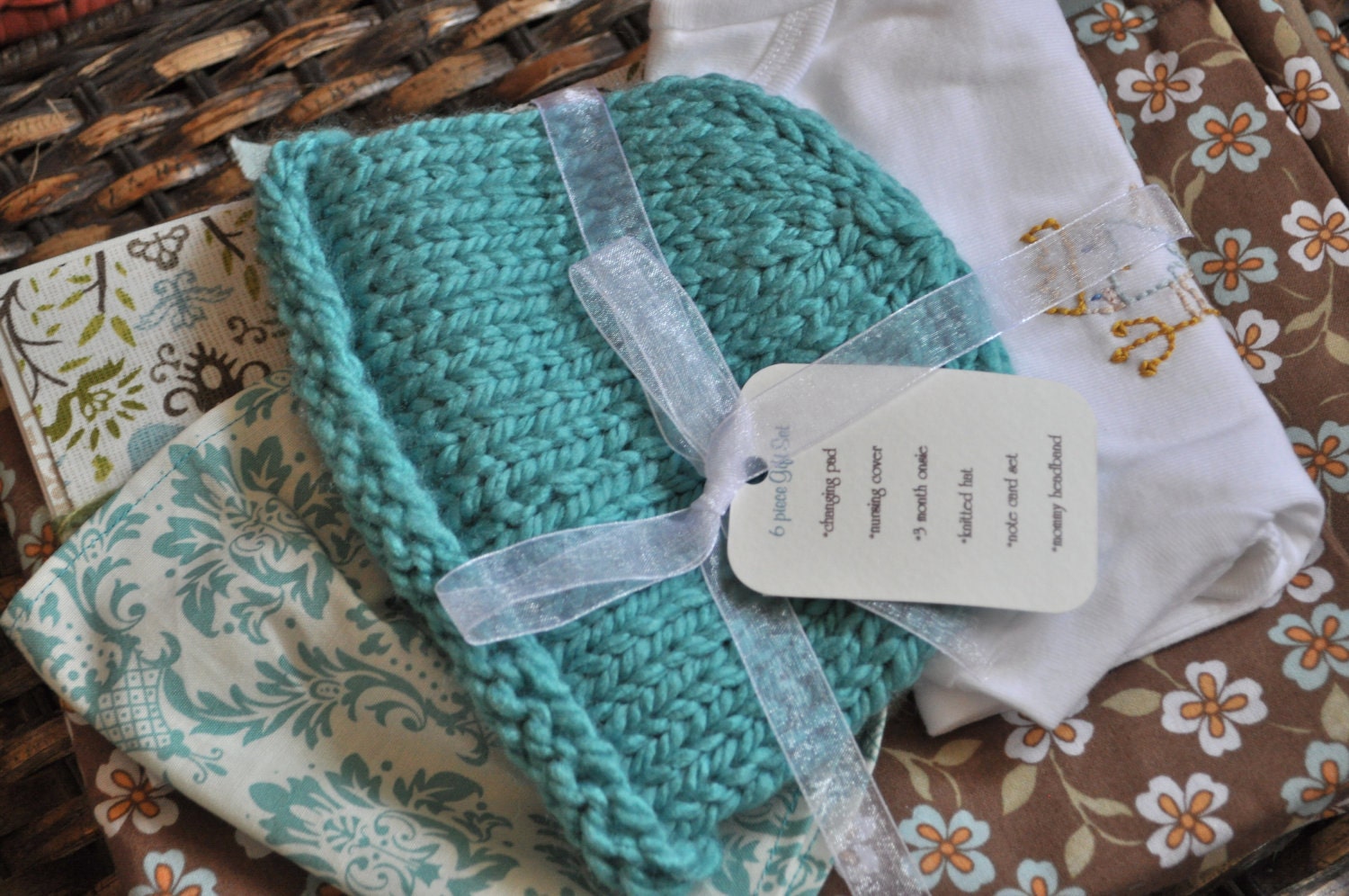 6 Piece Baby and Mommy Gift Set