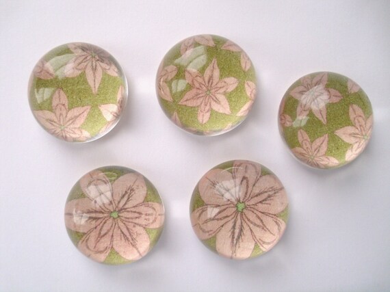 Vintage Flower Magnets, Marble Magnets, Acrylic Bubble Magnets - Teacher Appreciation gift