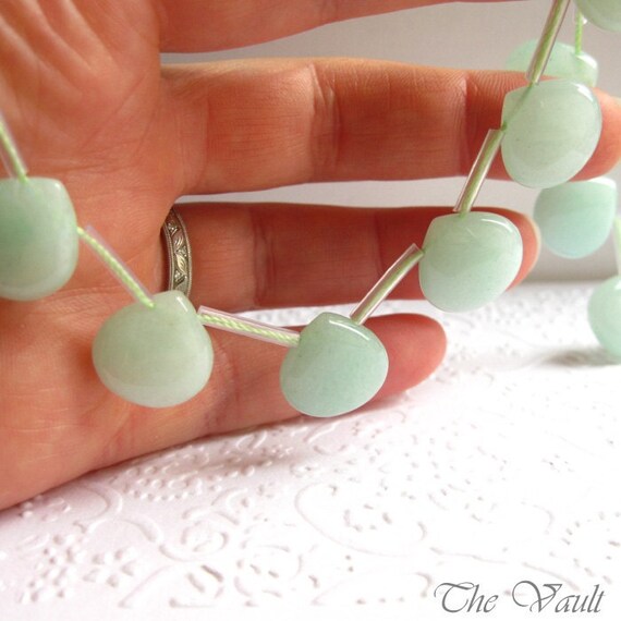 Aqua Green Jade heart briolettes, 15mm, 8 beads