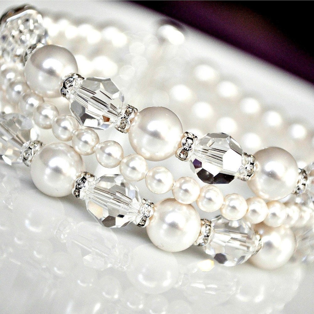 il 570xN Help! How should I accessorize my Starla dress? : wedding hair clip swarovski rhinestone bracelet crystals tiara starla sottero midgley Il 570xN.287133507.jpg