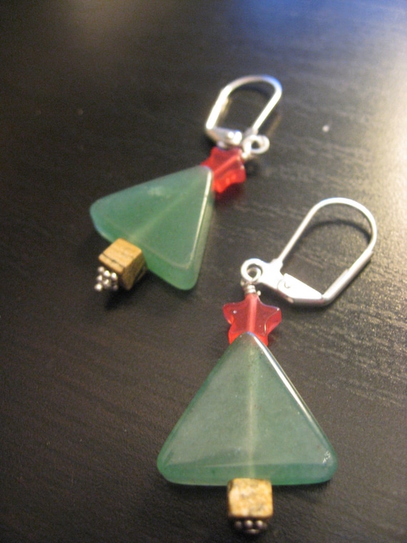 Stone and Swarovski Crystal Christmas Tree Leverback Earrings