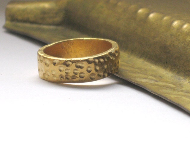 Gold band ring, carved handcrafted sterling silver   goldplated in 24k gold