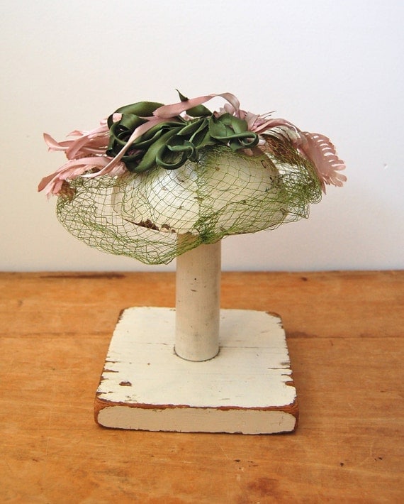 Vintage 1960s Fascinator - Green Veiled Hat - The Henrietta