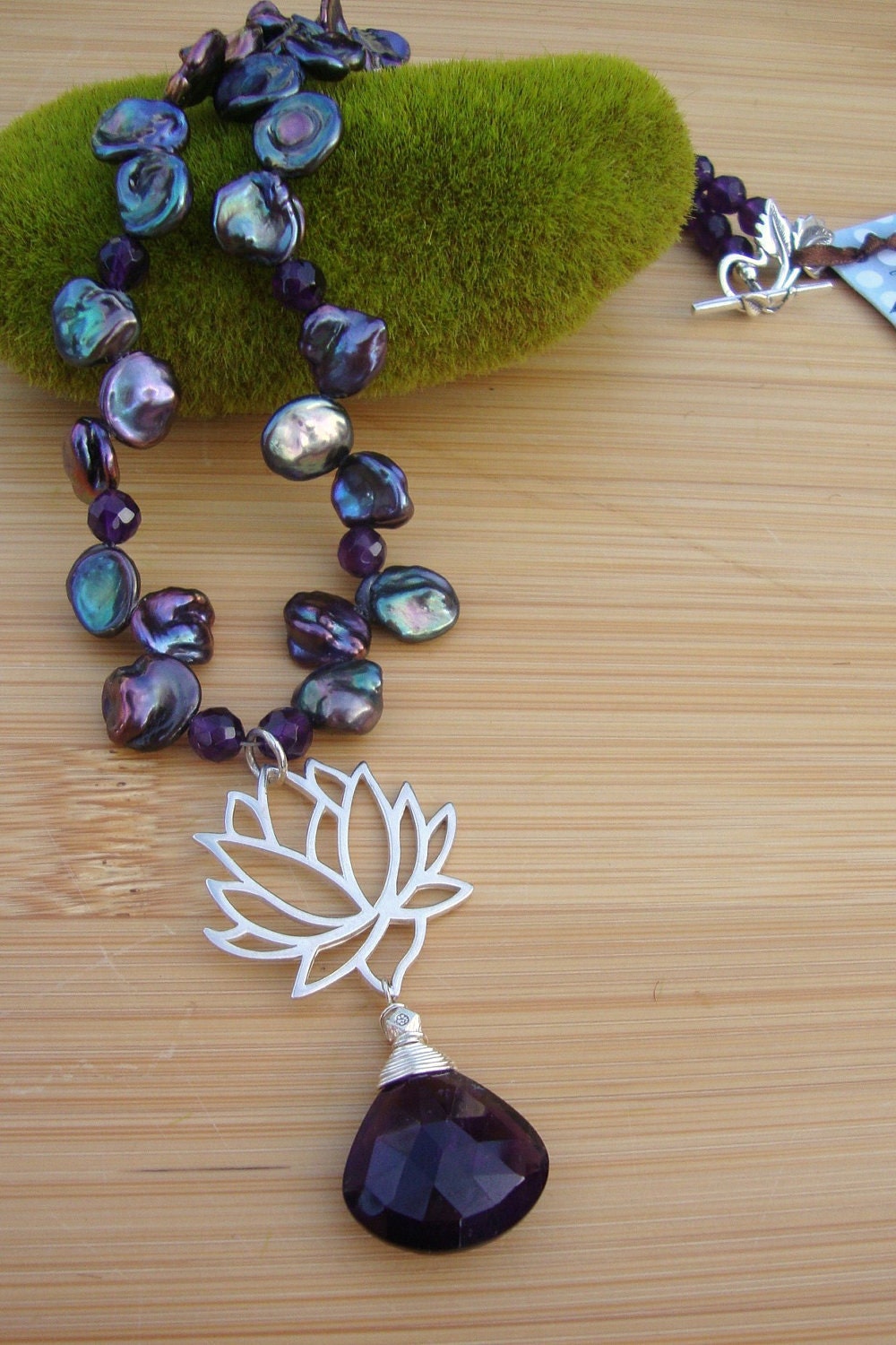 Amethyst And Keshi Pearl Lotus Necklace Preview 2