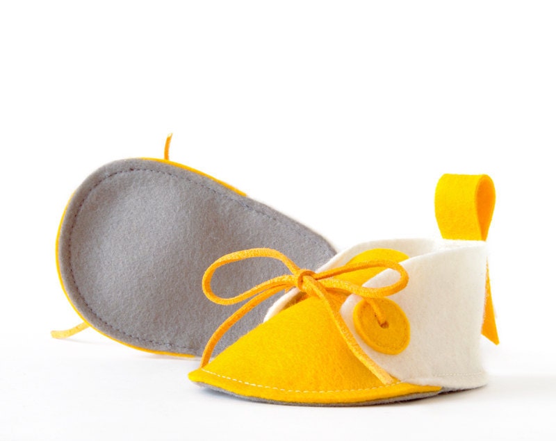 Newborn baby shoes white & yellow, boys girls baby booties, unisex baby gift crib shoes - keepsake, soft slippers