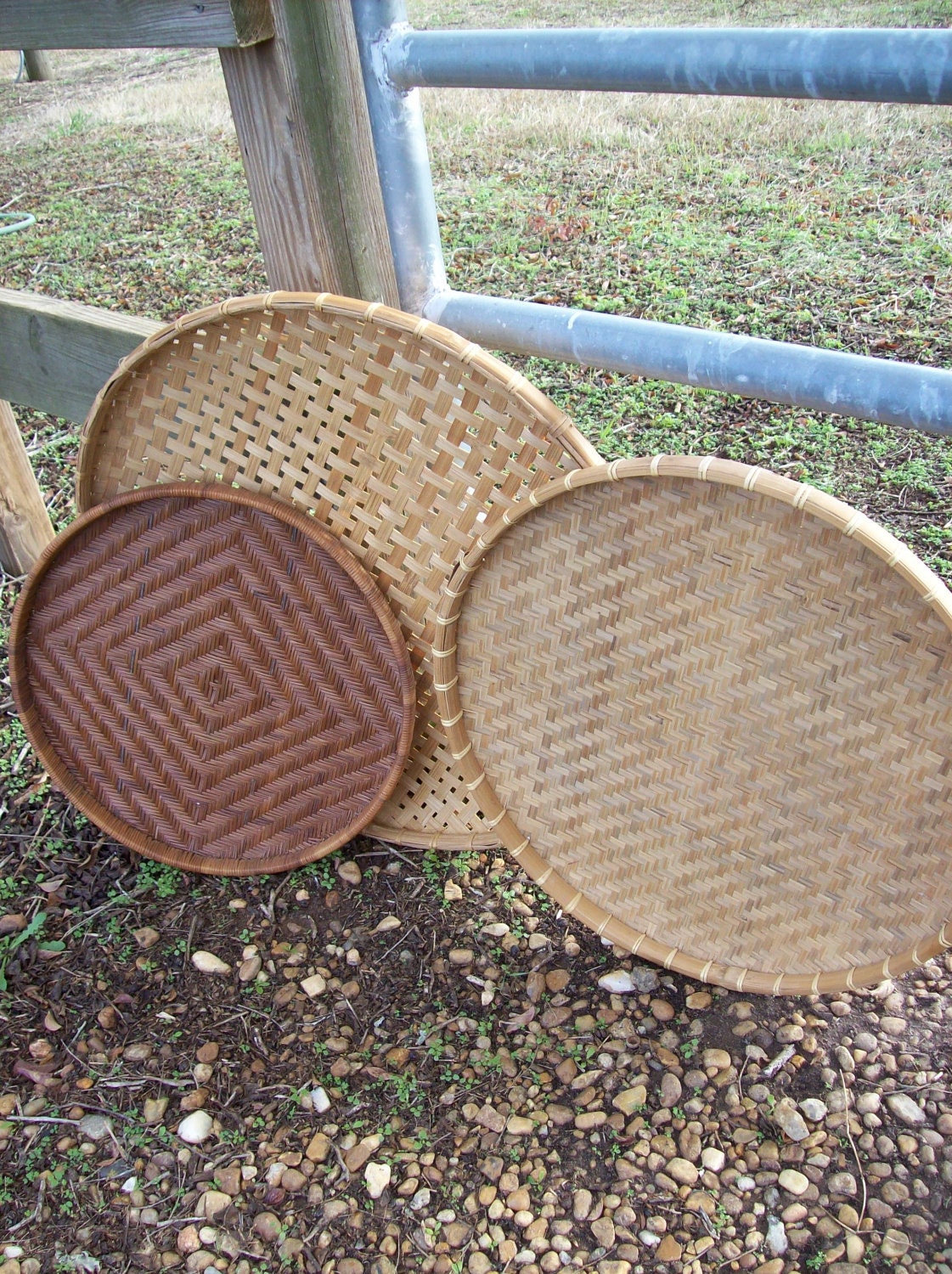 Vintage Primitive Farmhouse Rustic Wedding Decor Baskets Prairie 570x763px