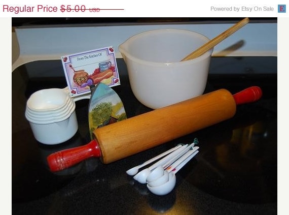 ON SALE SALE Vintage Rolling PIn Red Handled