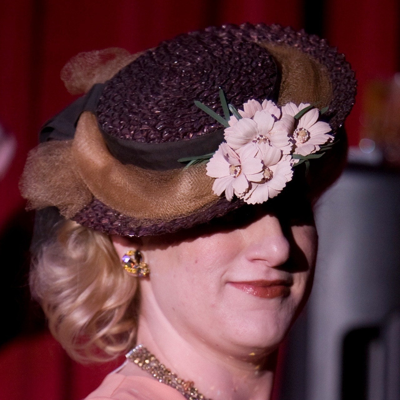 Vintage 1940s Straw Tilt Topper Hat Chocolate Brown Millinery Flowers Grosgrain Ribbon