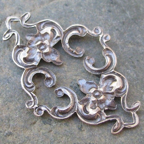 Floral Metal Stamping Connector Jewelry Findings Antiqued Brass Color 1245 - 6 Pieces