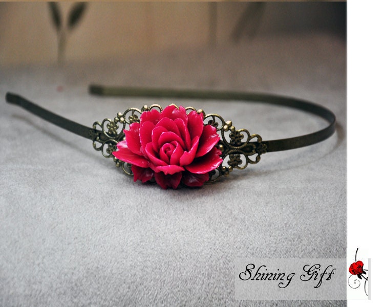 Vintage style antiqued brass headband with resin flower