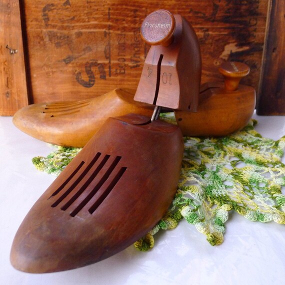 Vintage Shoe Trees Pair of Florsheim Wood Stretchers Woodware Conversation Pieces DIY