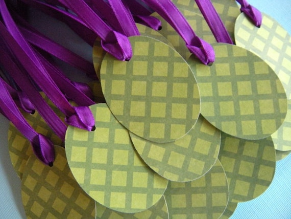 25 Green Diamond Pattern Easter Egg Tags with Satiny Purple Ribbon