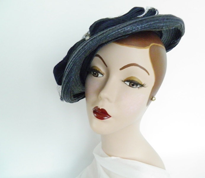 1930s tilt picture hat, 30s vintage navy brimmed tilt
