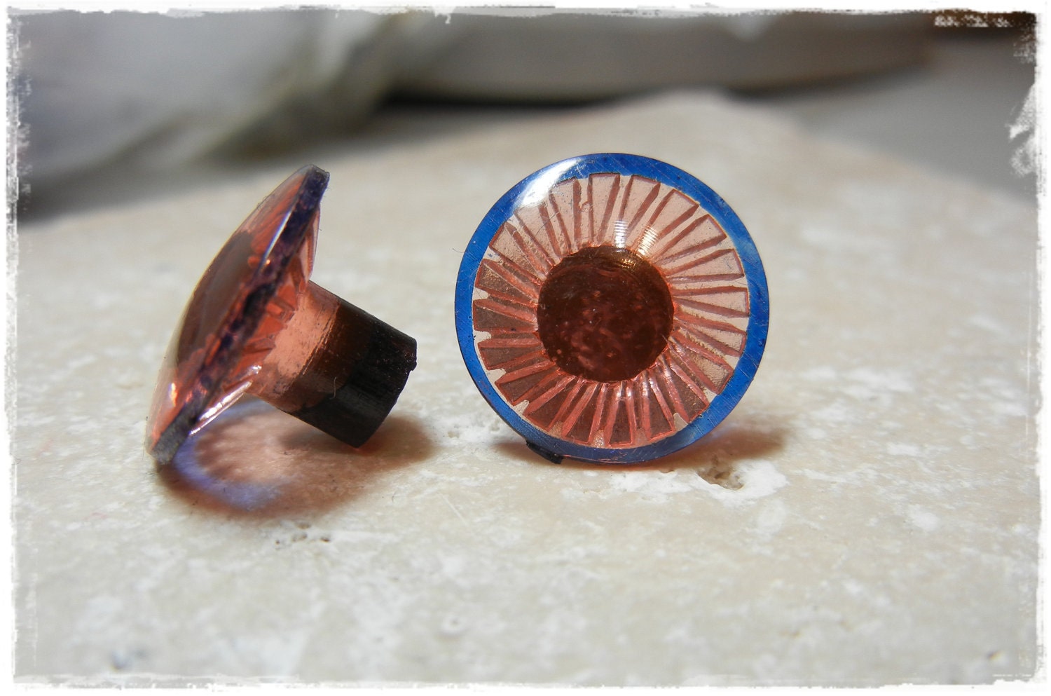 19mm Muted Pink Old Style Vintage Veined Owl or Troll  Eyes  10 Pieces NO WASHERS