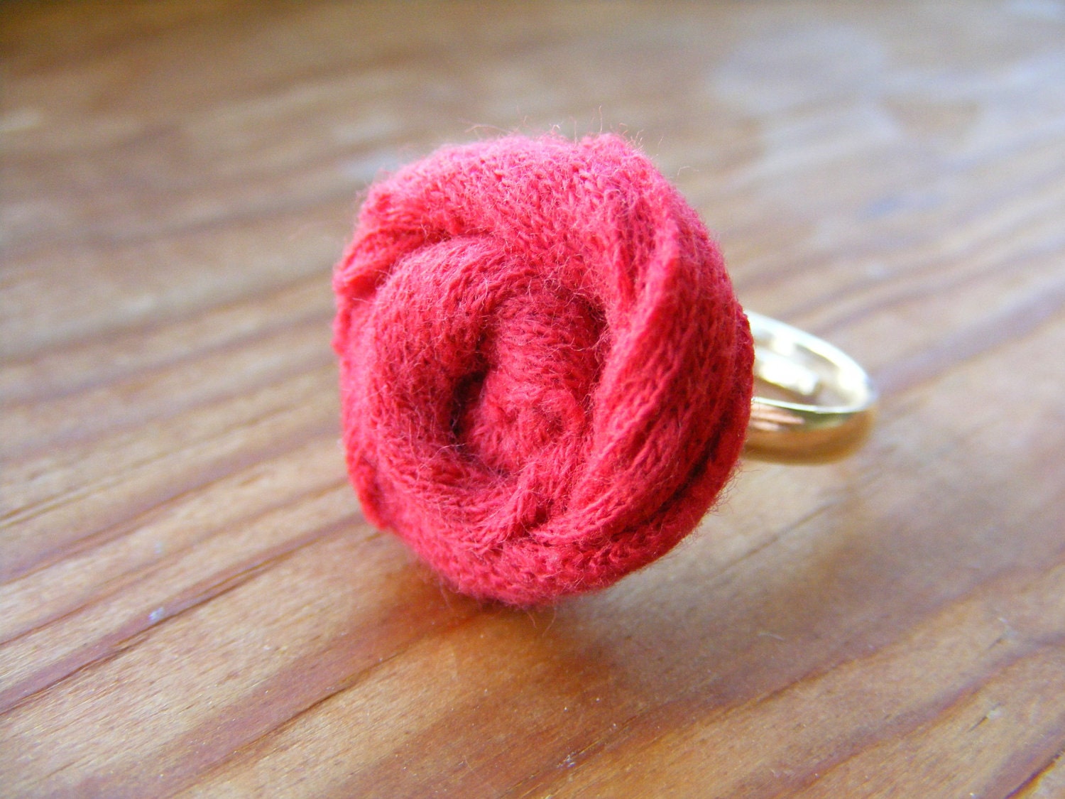 Ring Red Rose