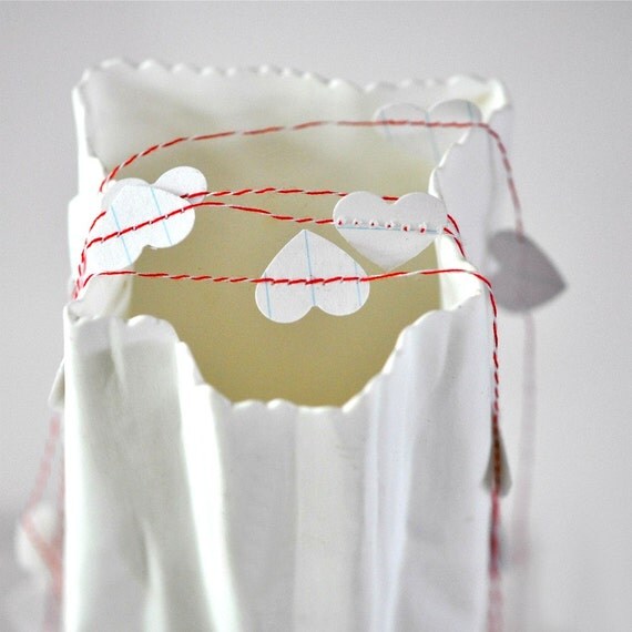 Tiny Hearts Paper Garland White