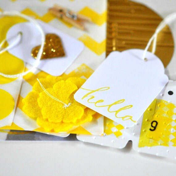 Gift Wrap Kit Yellow