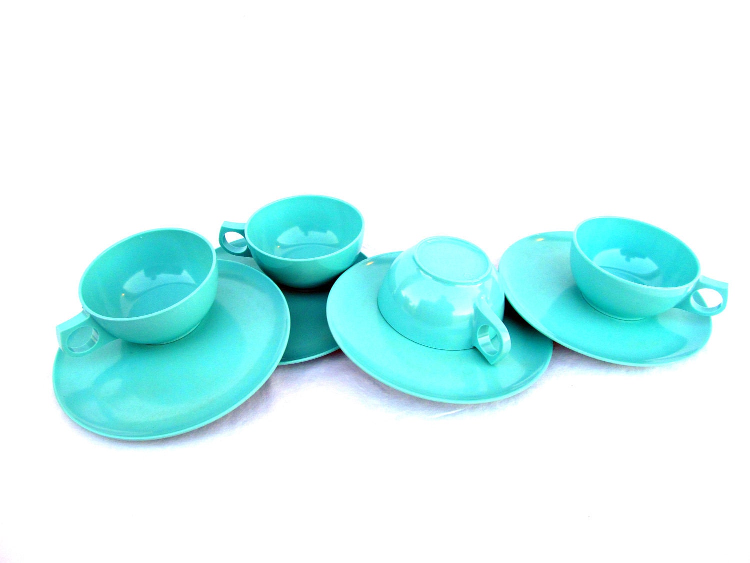 Vibrant Aqua Melamine Cups & Plates