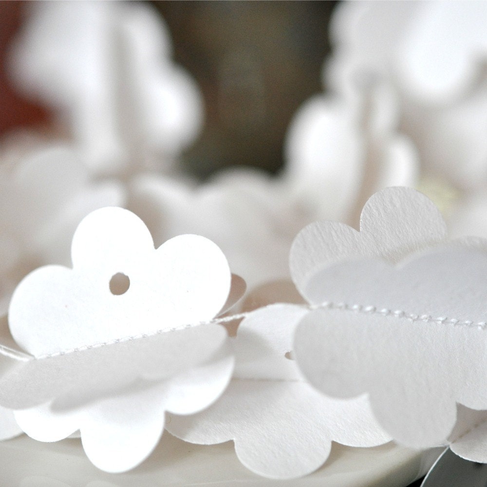Daisy Chain Paper Garland