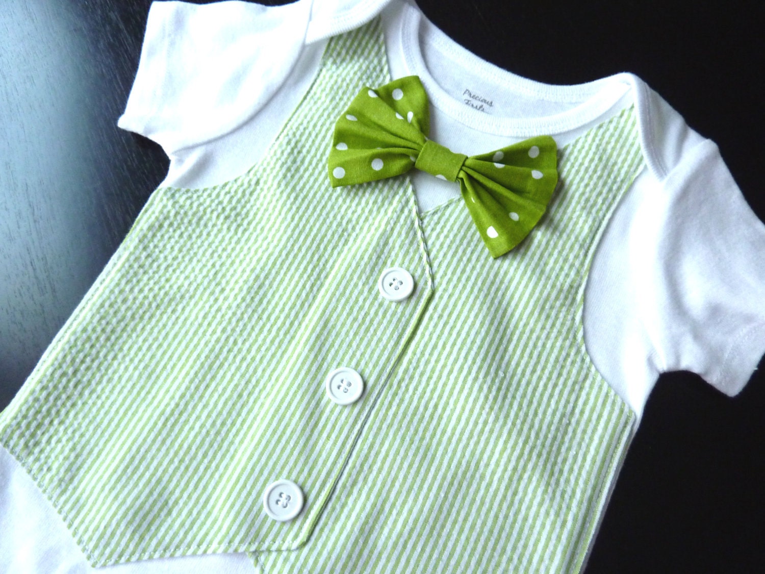 St. Patrick's Day Short Sleeve Green Seersucker Onesie Vest with Removable Polka Dot Bow Tie