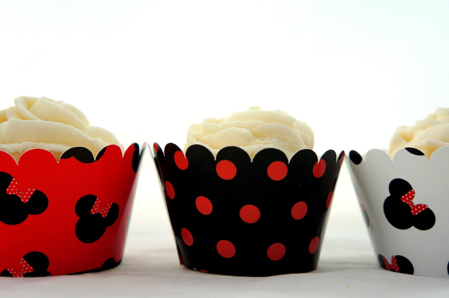 Minnie Mouse Cupcake Wrappers Minnie Mouse Birthday Party in Red and Black