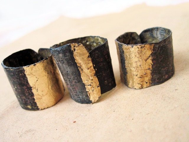 Pinchbeck. Recycled Tin Gold Bling Paper Decoupage Adjustable Ring Set.