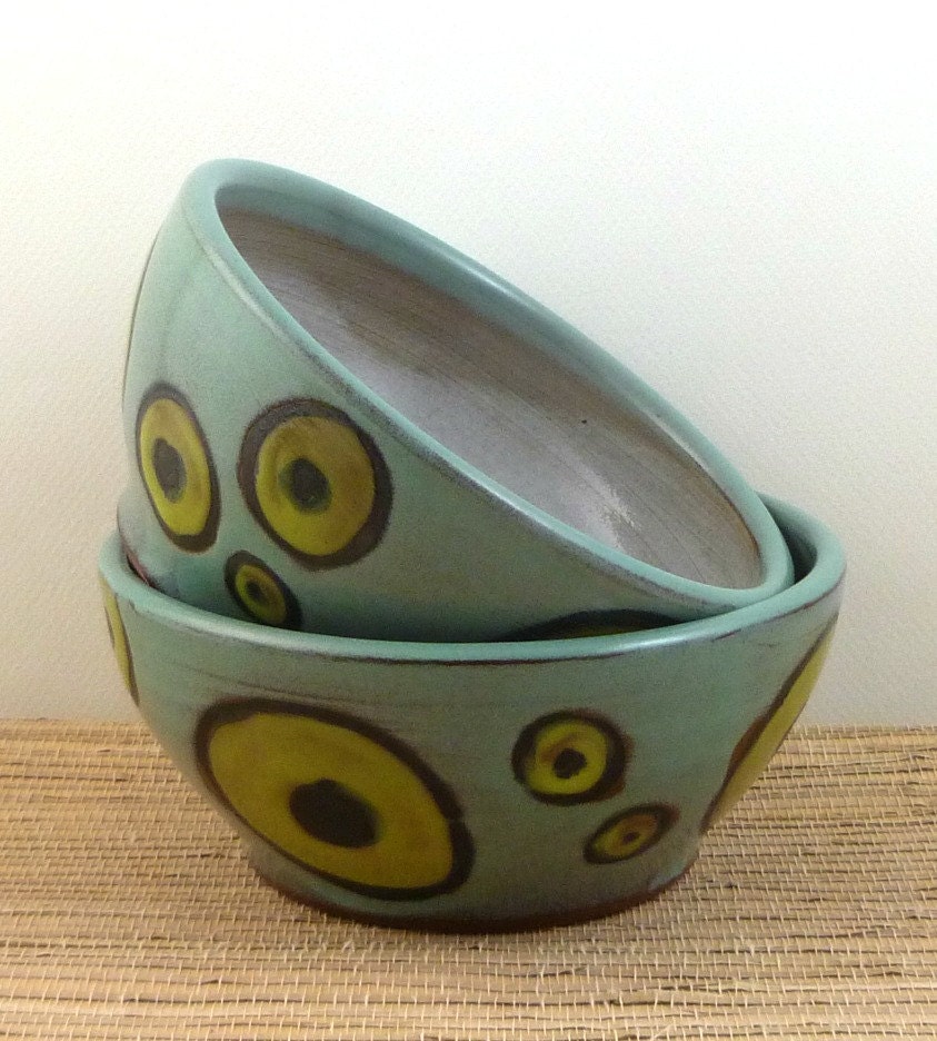Pair of ceramic bowls
