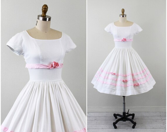 vintage 1950s 50s wedding dress // White Eyelet Wedding Dress with Pink Roses and Ribbon Trim // Valentines Day collection