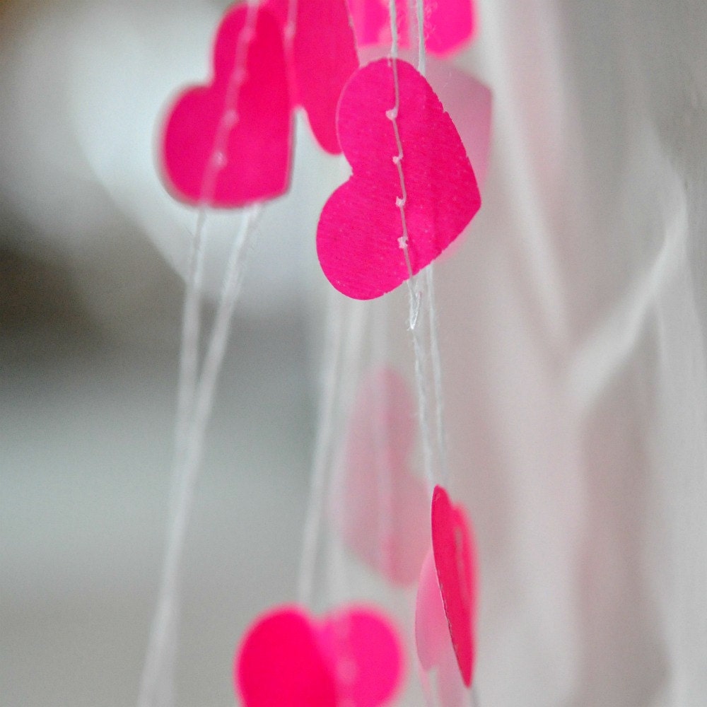 Tiny Hearts Paper Garland Neon Pink