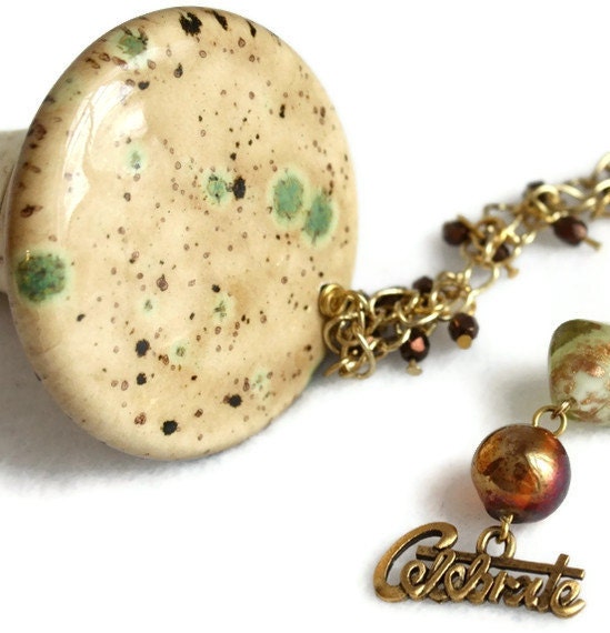 Wine Stopper with Beaded Gold Chain