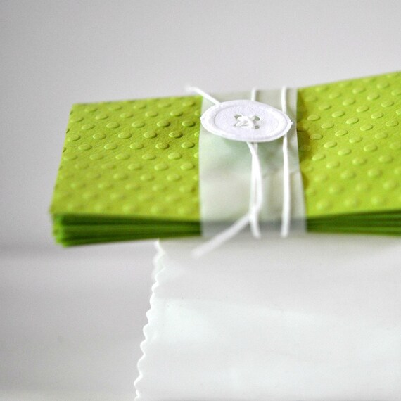 Note Set x 5 Green Embossed Dots