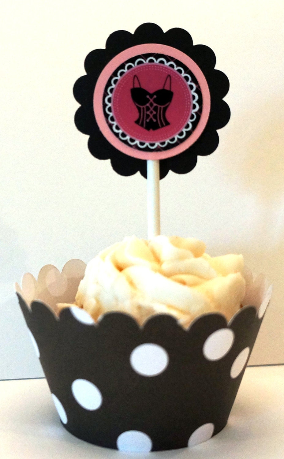 Bachelorette Cupcake Toppers in Hot Pink and Black