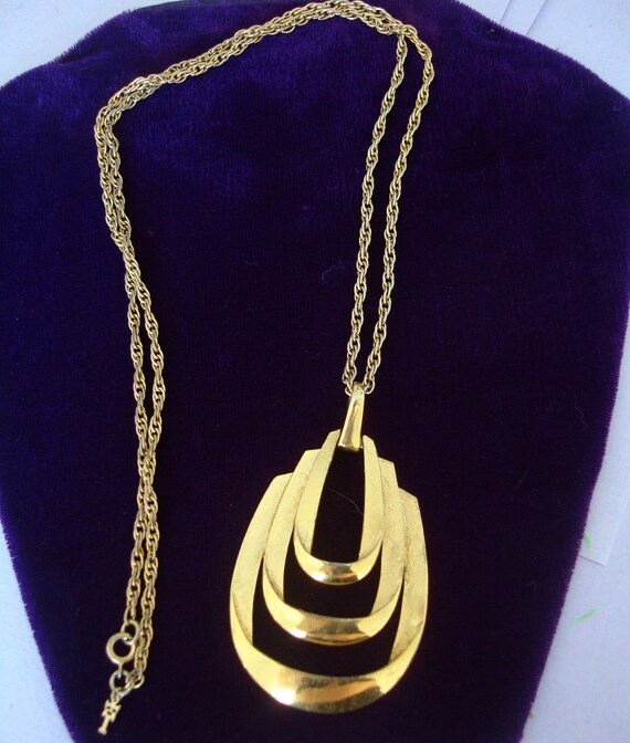 Crown Trifari Modernist Pendant Necklace