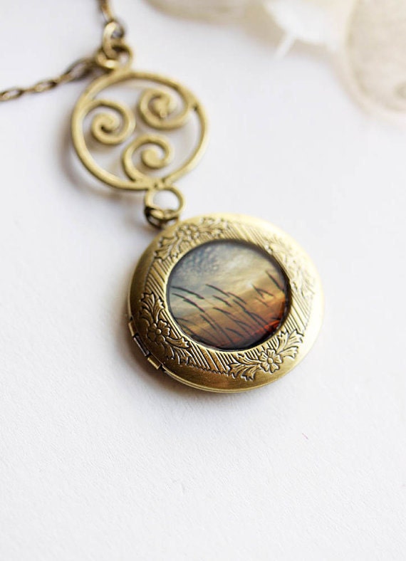 Vintage Inspired Jewelry Photo Locket - Sunset Through Weeds - original photography - ready to ship