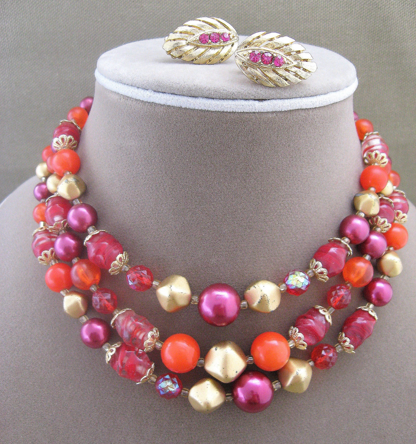 Rose Raspbery Vintage Layered Bead Necklace Set