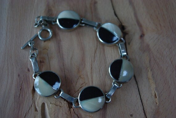 circa 1930s NOIR ET BLANC bracelet