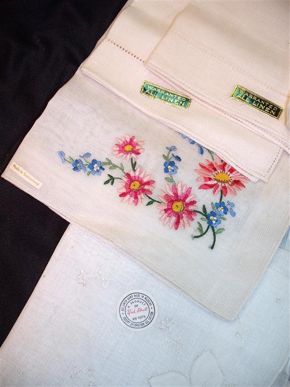 Handkerchiefs Hankies - NOS Tagged Hankies - 9 - (M) - Hanky Panky