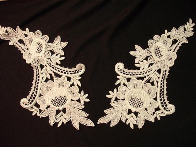 Grab Em By The Collar - Vintage Lace Floral Collar Applique - White - (15)