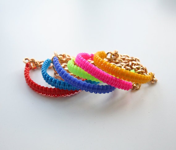 helloberry Bracelet: Spring 2012 Mini Smoothies (Listing for ONE bracelet)
