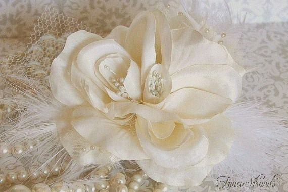 Wedding Hair Flower, Bridal, Hair Flower, Headpiece, Hairpiece, Fascinator, Wedding Hair Accessories, Feather Flower, Ivory Wedding