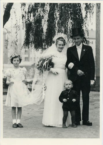 Vintage Photo Spring Wedding Approx Size 5 3 4 X 4