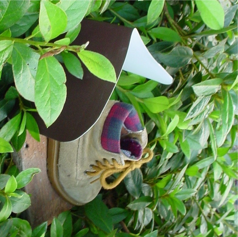 Buffalo's Boot Bird House
