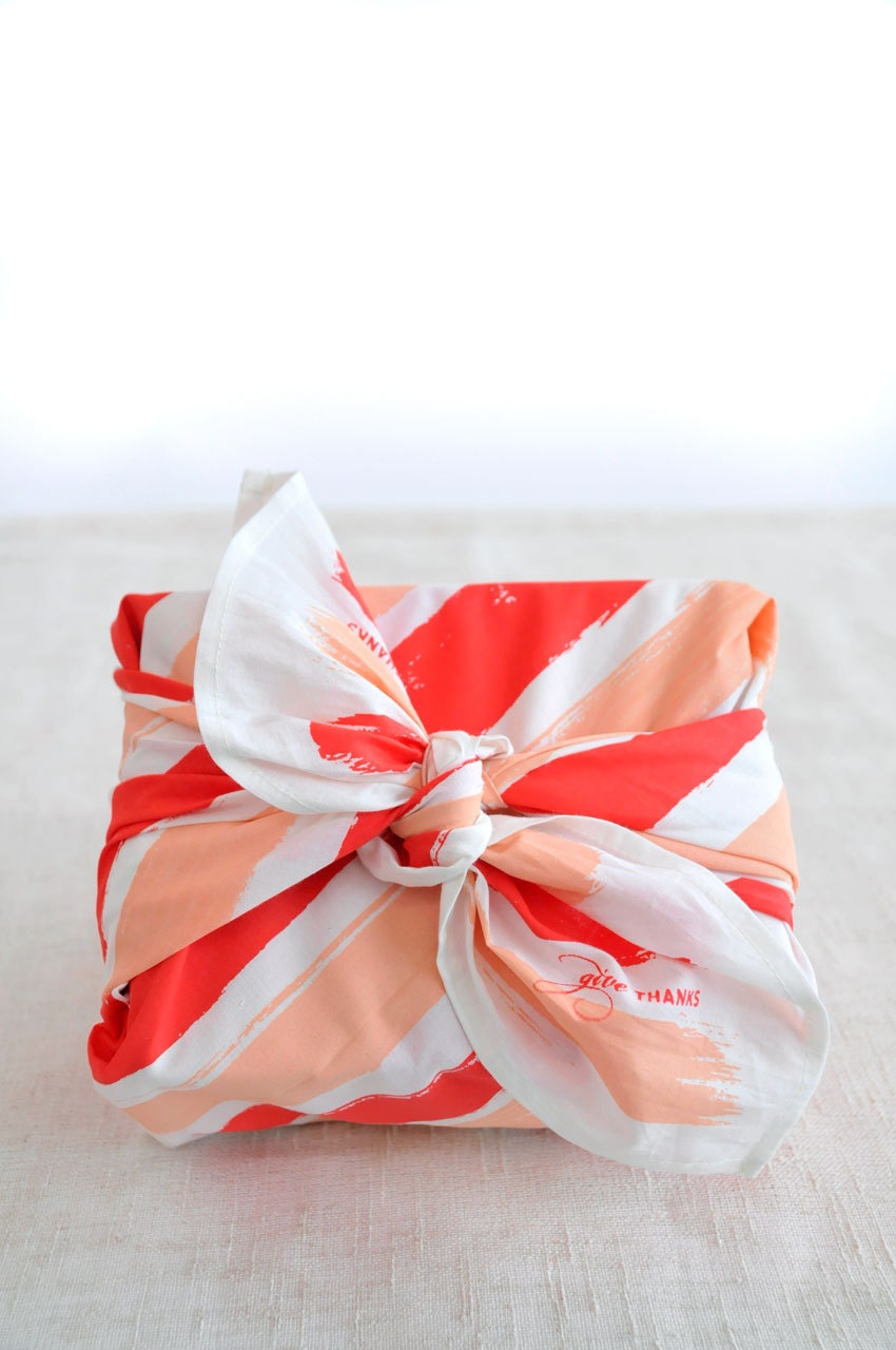 GIVE THANKS (Cherry/Peach) Reusable Give Wrap