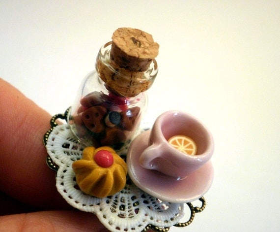 Alice in Wonderland Tea Time Tea Cup and Biscuits Jar Adjustable Ring Handmade - SoSweet Collection Bijotti&Ciciotti