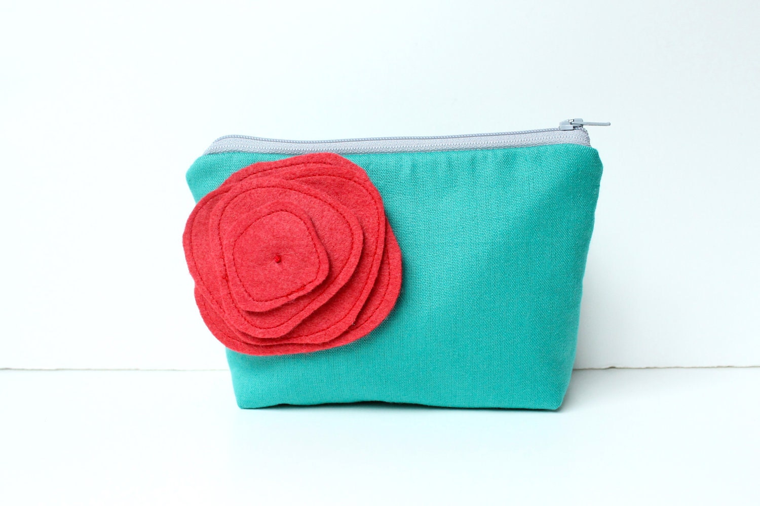 Cosmetic Bag Zipper Pouch - Ocean with Red Poppy Brooch Pin