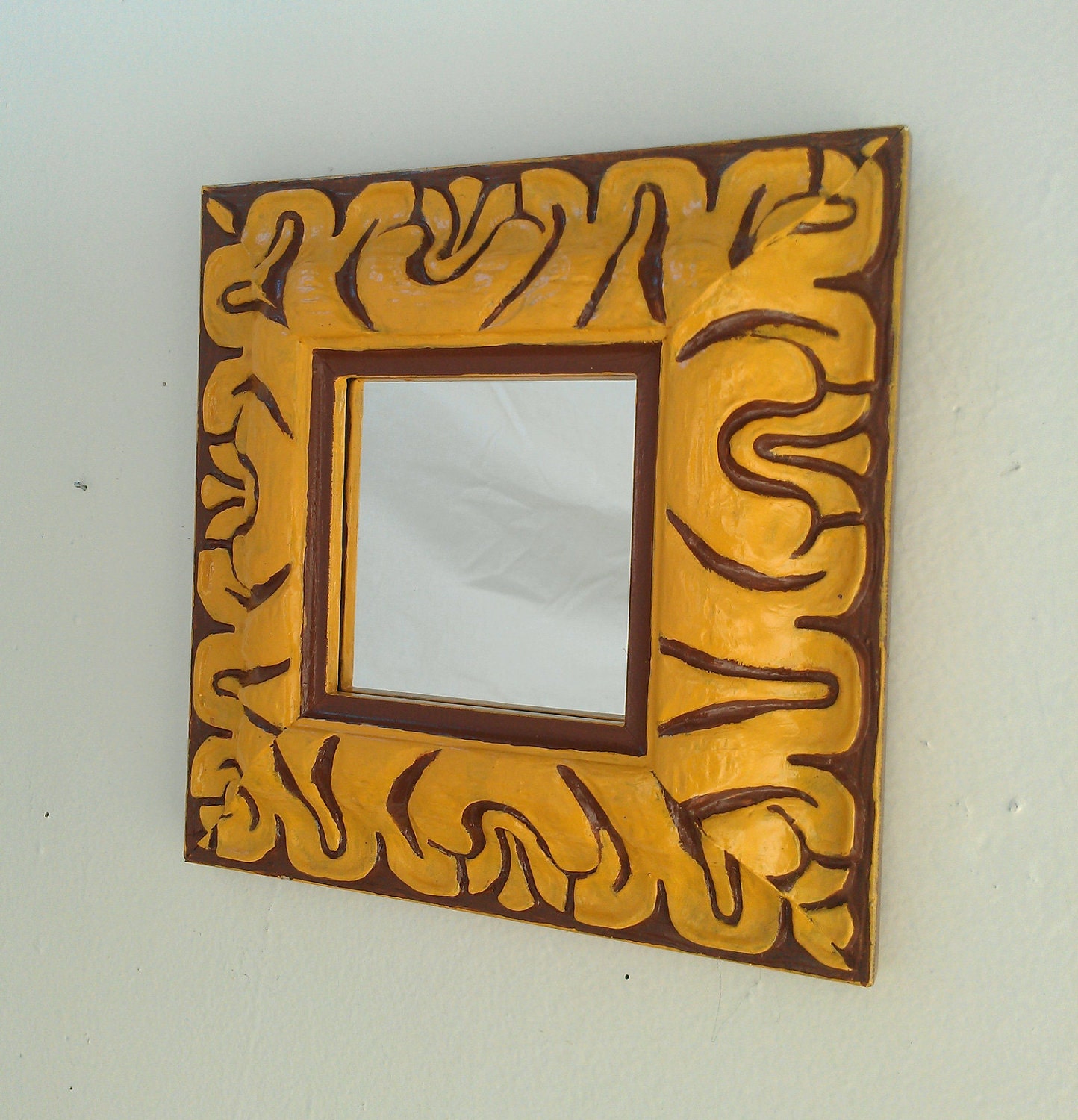 Decorative Wall Mirror in Hand Painted Antique Wood Frame